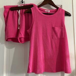 NWT Ekouaer Hot Pink Knit Lounge Set